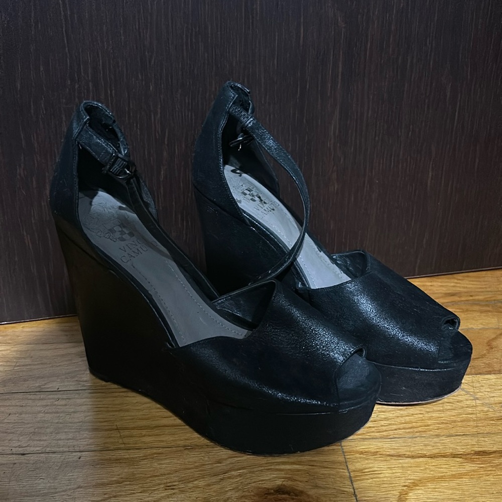 Vince Camuto Wedges